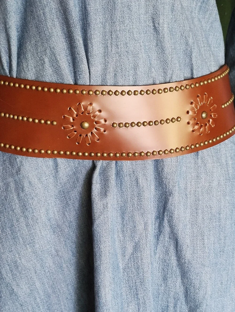 Studded And Laced Contoyr Leather Belt in Whiskey